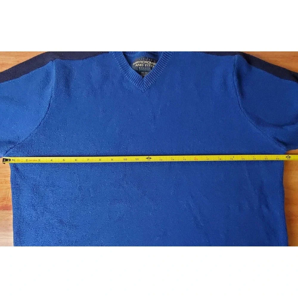 READ Vintage Abercrombie & Fitch Y2K Men's Large V-neck Blue Pullover Sweater‎